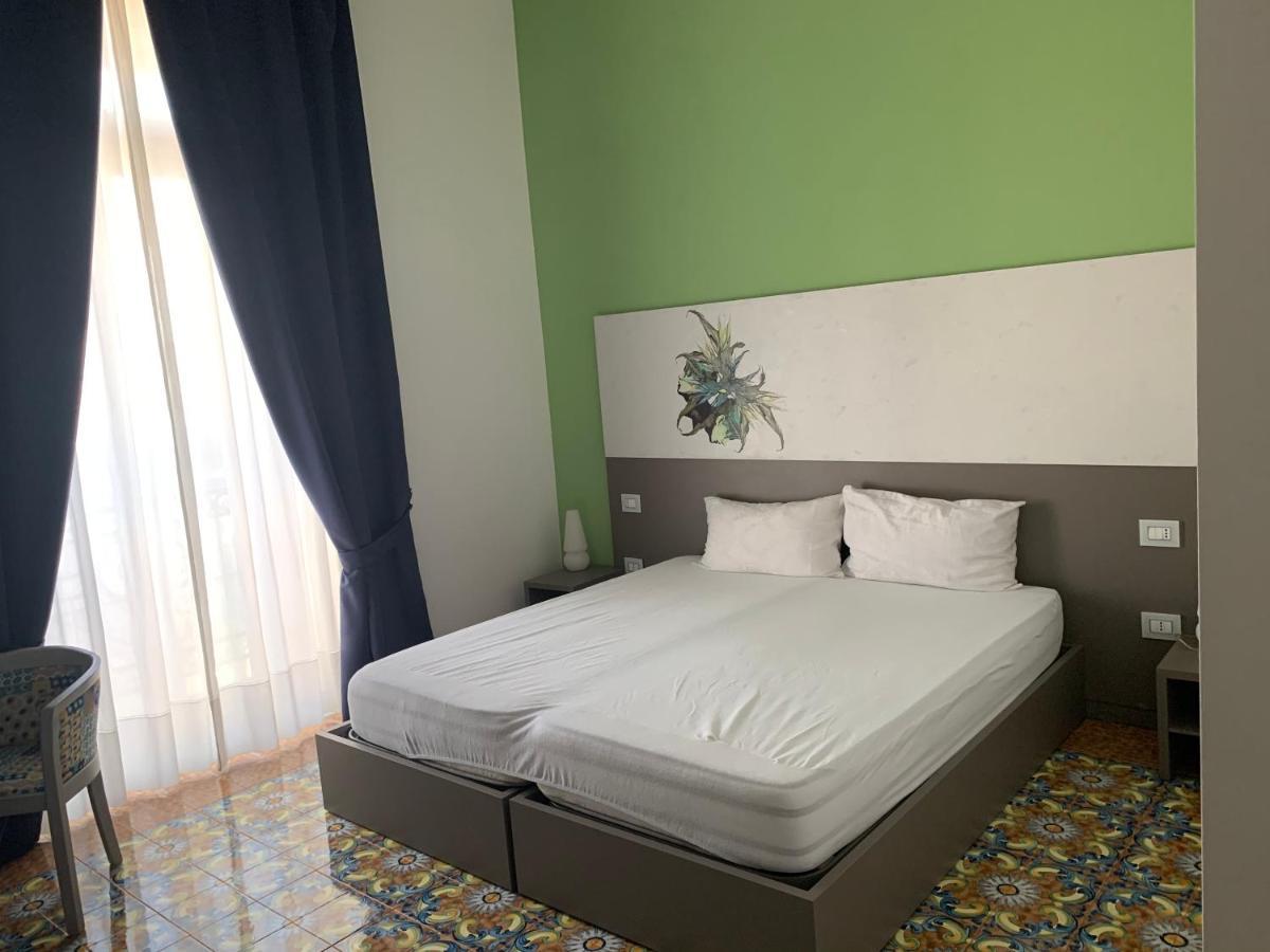 Specchio Di Parthenope B&B Napoli Eksteriør bilde