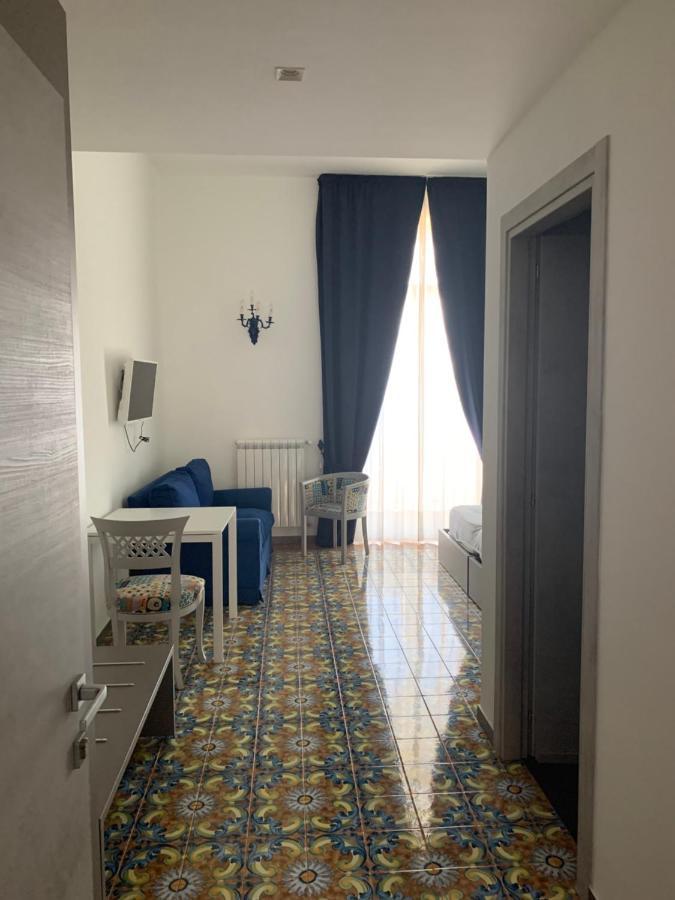 Specchio Di Parthenope B&B Napoli Eksteriør bilde