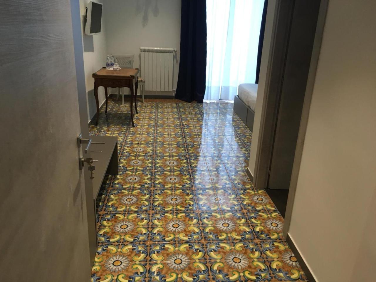 Specchio Di Parthenope B&B Napoli Eksteriør bilde