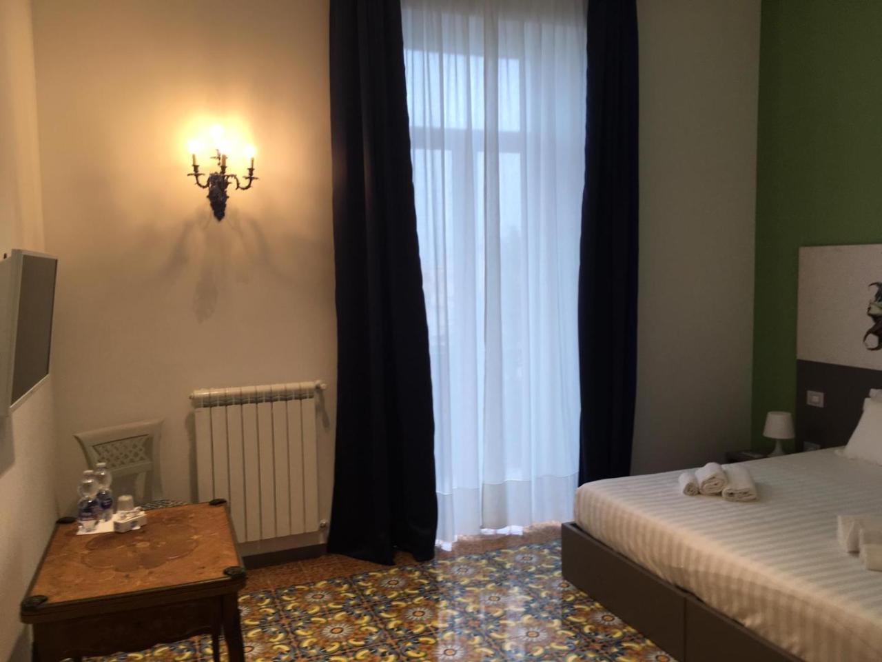 Specchio Di Parthenope B&B Napoli Eksteriør bilde