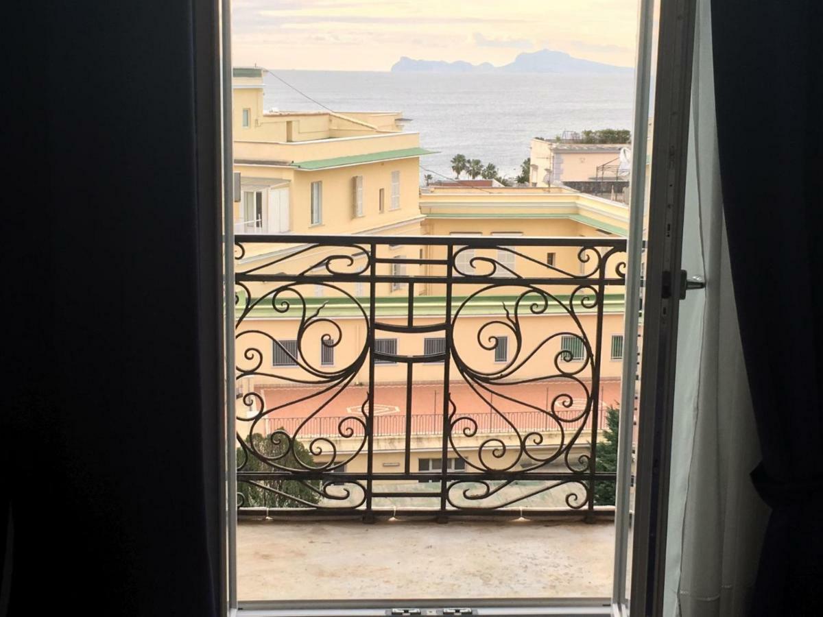 Specchio Di Parthenope B&B Napoli Eksteriør bilde